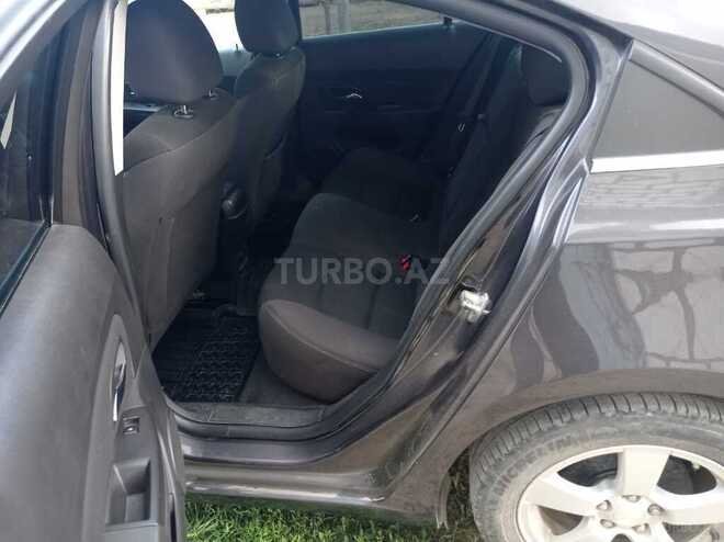 Chevrolet Cruze 2015, 270,000 km - 1.4 l - Qazax