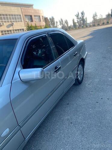 Mercedes C 240 2000, 234,567 km - 2.4 l - Mingəçevir