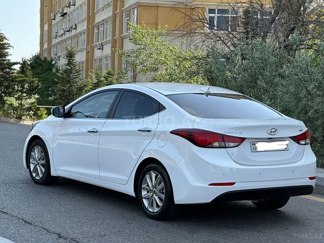 Hyundai Avante 2015, 183,000 km - 1.6 л - Bakı