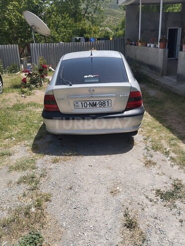 Opel Vectra 1997, 285,000 km - 1.8 l - Şəki