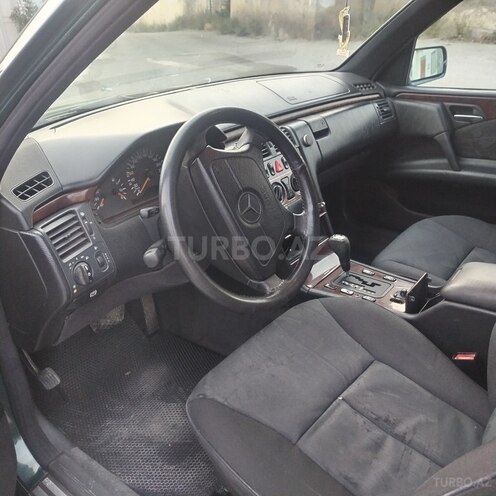 Mercedes E 240 1997, 345,000 km - 2.4 l - Bakı