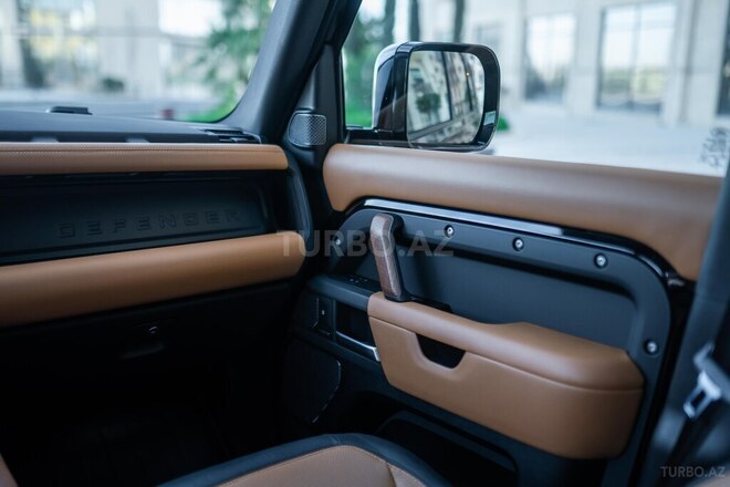 Land Rover Defender 2020, 24,500 km - 3.0 л - Bakı