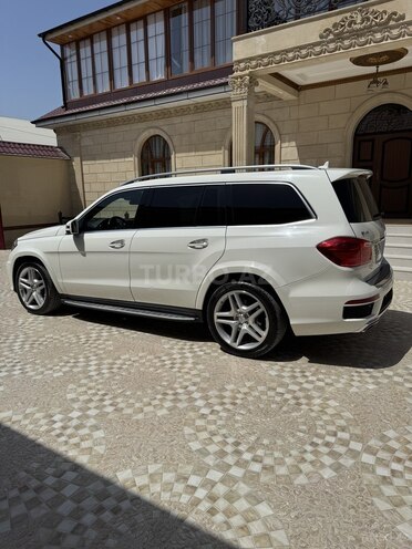 Mercedes GL 550-4