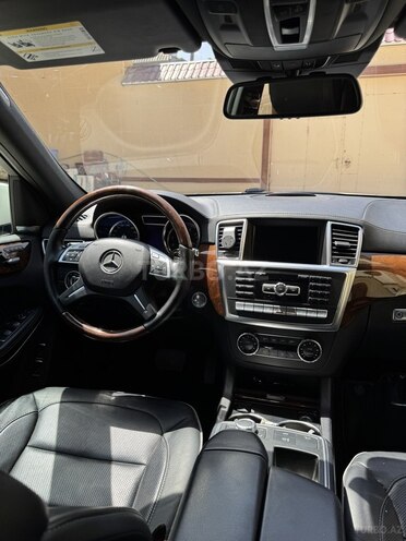 Mercedes GL 550-7