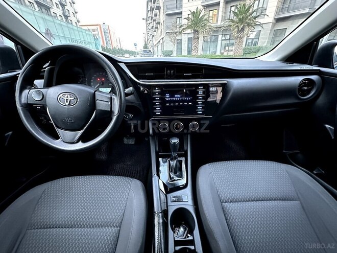 Toyota Corolla 2019, 134,000 km - 1.6 l - Bakı