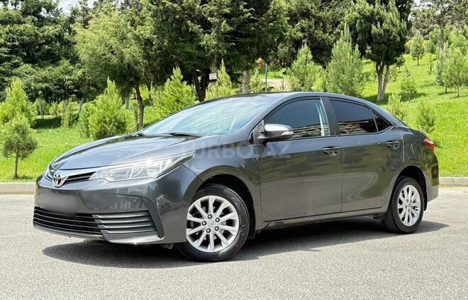 Toyota Corolla 2019, 134,000 km - 1.6 l - Bakı