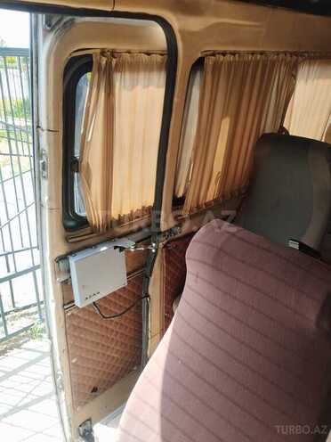 Mercedes Sprinter 312 2000, 580,965 km - 2.2 l - Naftalan