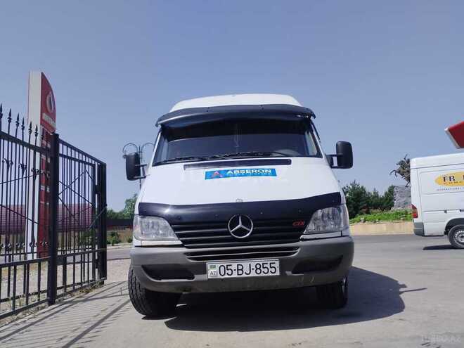 Mercedes Sprinter 312 2000, 580,965 km - 2.2 l - Naftalan