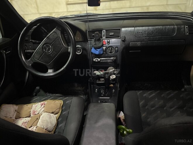 Mercedes C 180 2000, 442,000 km - 1.8 l - Bərdə