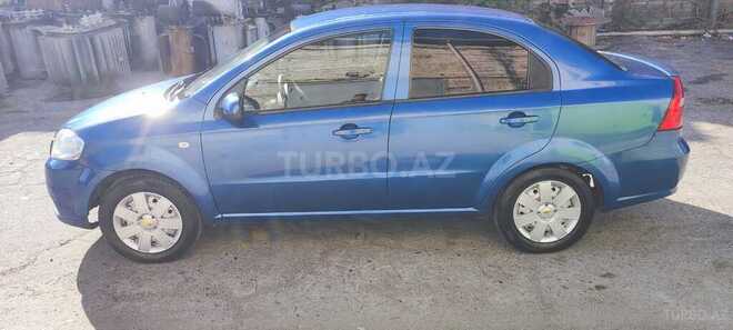 Chevrolet Aveo-3