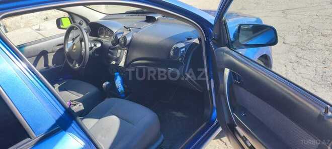 Chevrolet Aveo-8