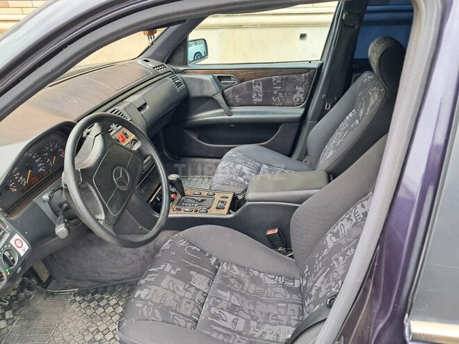 Mercedes C 240 1997, 325,000 km - 2.4 л - Qazax