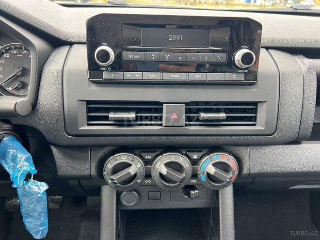 Mitsubishi L200-16