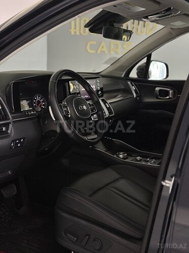 Kia Sorento-11