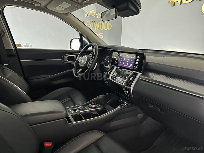 Kia Sorento-12