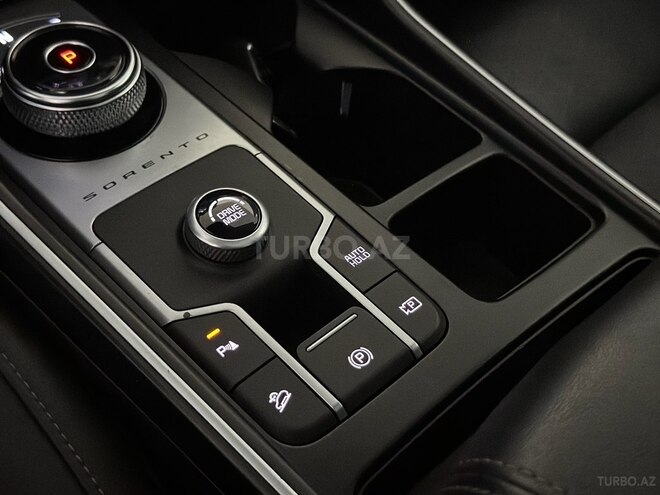 Kia Sorento-34
