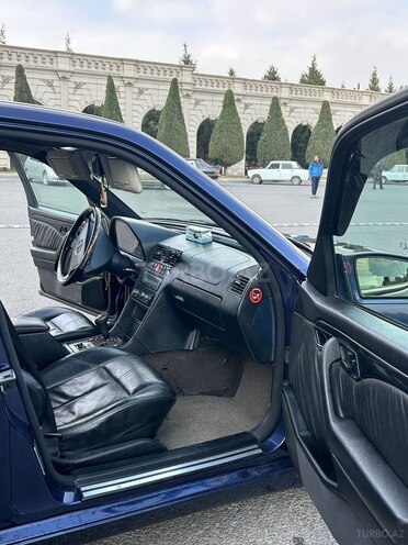 Mercedes C 240 1998, 300,000 km - 2.4 л - Gəncə