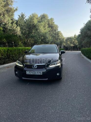 Lexus CT 200h-2