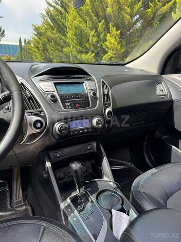 Hyundai ix35 2012, 345,000 km - 2.0 l - Şamaxı