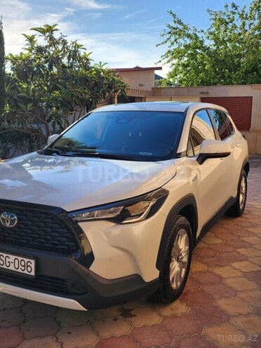 Toyota Corolla Cross 2024, 7,800 km - 2.0 л - Bakı