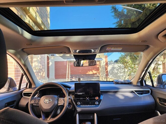 Toyota Corolla Cross 2024, 7,800 km - 2.0 л - Bakı