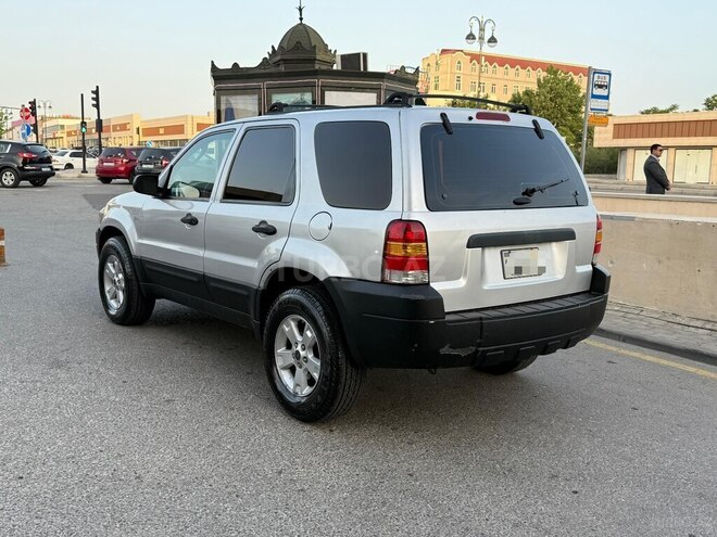 Ford Escape 2004, 285,000 km - 3.0 l - Bakı