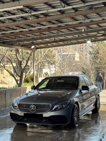 Mercedes C 300 2016, 180,000 km - 2.0 l - Bakı