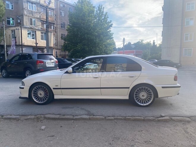 BMW 540 2002, 315,000 km - 4.4 l - Sumqayıt