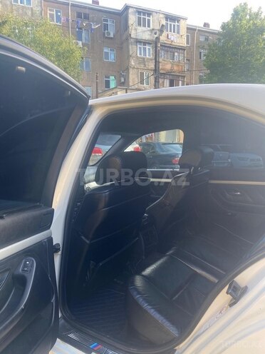 BMW 540 2002, 315,000 km - 4.4 l - Sumqayıt