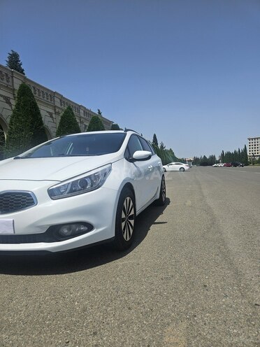Kia Ceed 2014, 142,000 km - 1.6 l - Gəncə