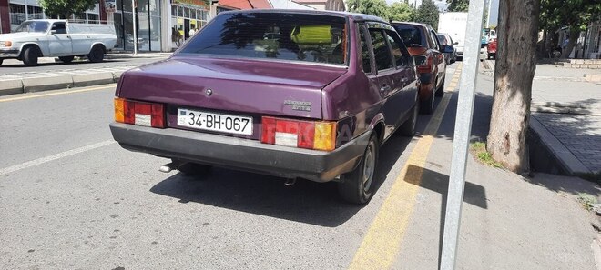 LADA (VAZ) 21099 1997, 300,000 km - 1.5 l - Qax