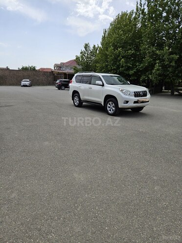 Toyota Land Cruiser Prado 2010, 208,000 km - 2.7 л - Bakı