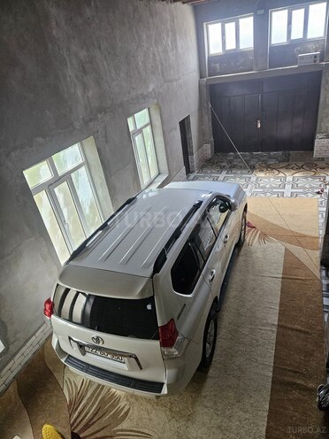 Toyota Land Cruiser Prado 2010, 208,000 km - 2.7 л - Bakı