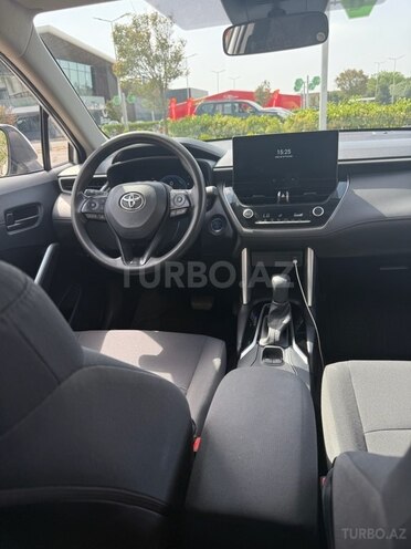 Toyota Corolla Cross 2024, 48,000 km - 2.0 л - Bakı