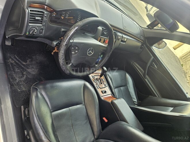 Mercedes E 240 2000, 209,000 km - 2.6 l - Bakı