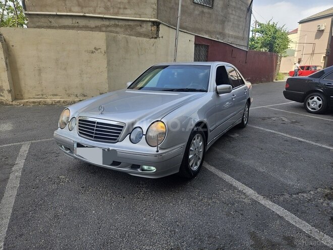 Mercedes E 240 2000, 209,000 km - 2.6 l - Bakı