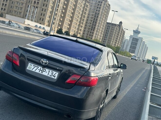 Toyota Camry-11