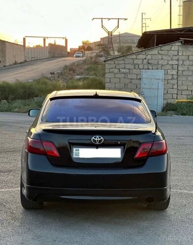 Toyota Camry-3