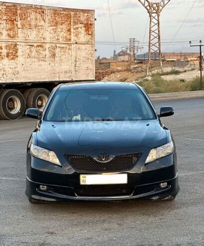 Toyota Camry-1
