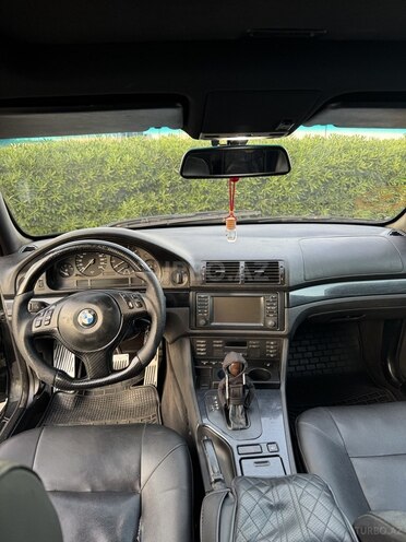BMW 530-3