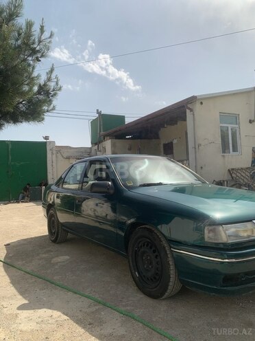 Opel Vectra 1995, 225,000 km - 2.0 l - Bakı