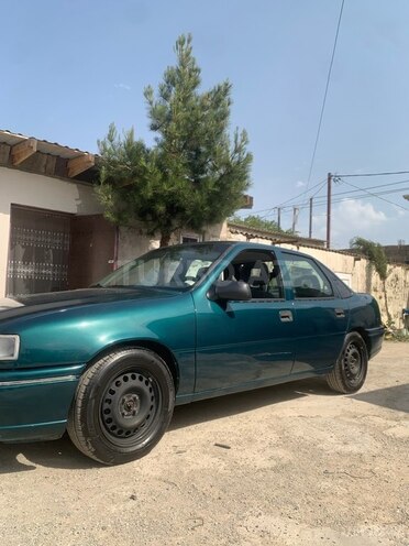 Opel Vectra 1995, 225,000 km - 2.0 l - Bakı