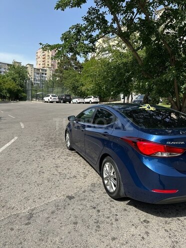 Hyundai Elantra 2015, 160,000 km - 1.8 л - Bakı