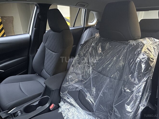 Toyota Corolla Cross 2025, 0 km - 2.0 л - Bakı