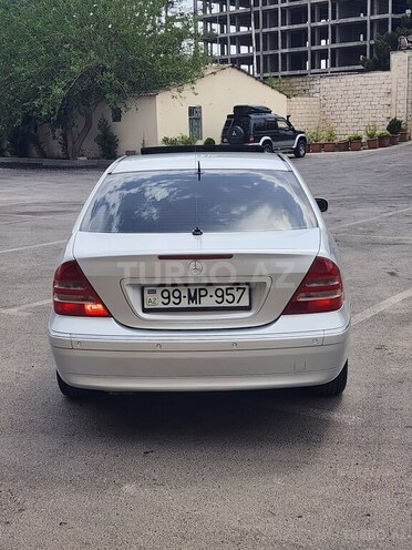 Mercedes C 200 2000, 245,000 km - 2.0 l - Bakı