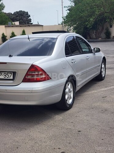 Mercedes C 200 2000, 245,000 km - 2.0 l - Bakı