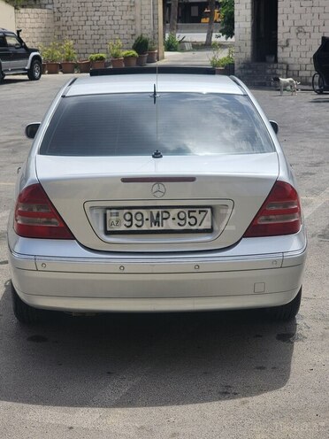 Mercedes C 200 2000, 245,000 km - 2.0 l - Bakı