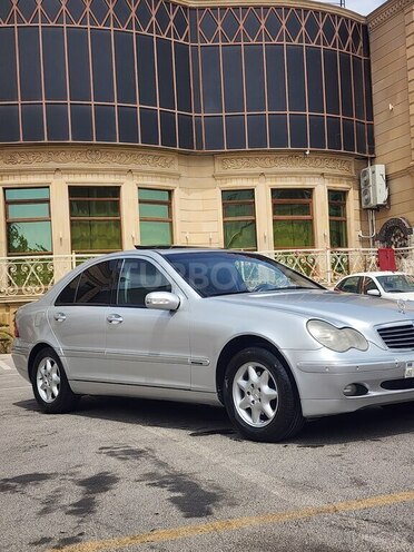 Mercedes C 200 2000, 245,000 km - 2.0 l - Bakı