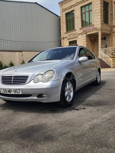 Mercedes C 200 2000, 245,000 km - 2.0 l - Bakı