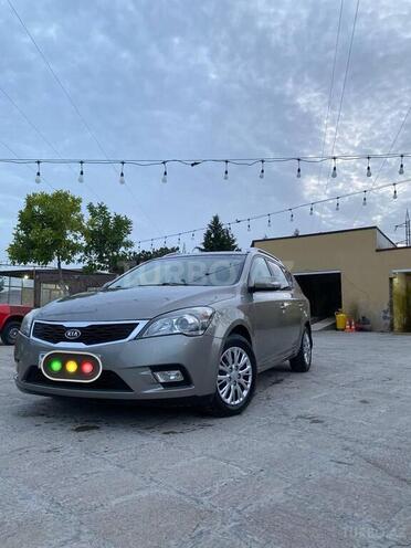 Kia  2010, 288,540 km - 1.6 l - Bakı